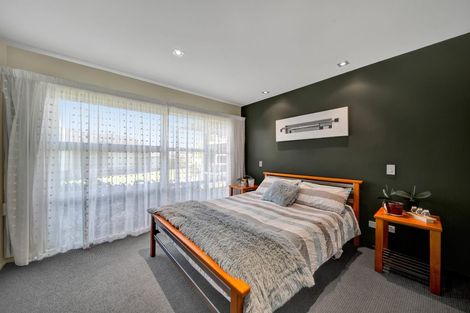 Photo of property in 33 Dillon Drive, Bell Block, New Plymouth, 4312