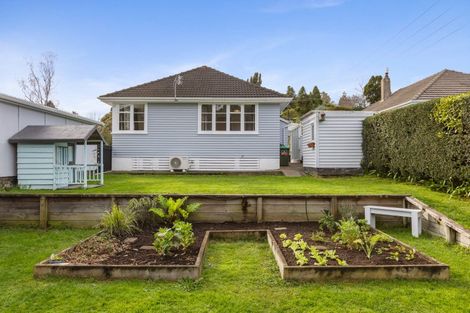 Photo of property in 7 Camden Street, Vogeltown, New Plymouth, 4310