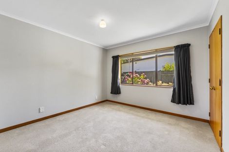 Photo of property in 3 Dresdan Court, Hokowhitu, Palmerston North, 4410
