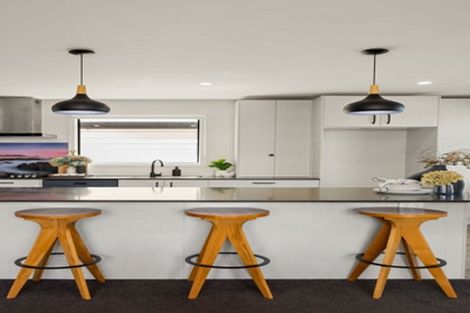 Photo of property in 100 Morrow Avenue, St Andrews, Hamilton, 3200