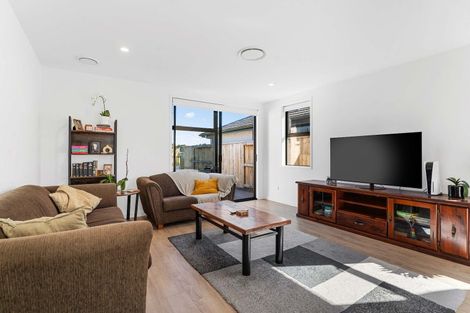 Photo of property in 11 Hinaki Street, Poike, Tauranga, 3112