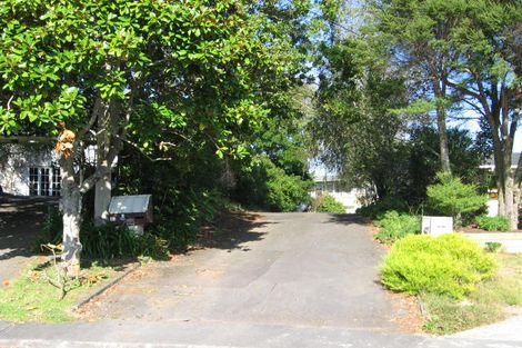 Photo of property in 2/26 Salem Place, Torbay, Auckland, 0630