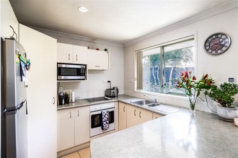 Photo of property in 5a Mountain Road, Mount Wellington, Auckland, 1072