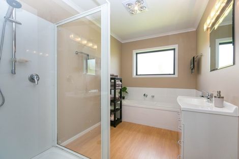 Photo of property in 617a Kaipikari Road, Urenui, 4375