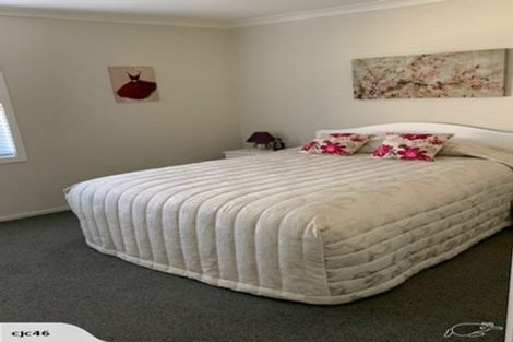 Photo of property in 80a Te Mata Road, Havelock North, 4130