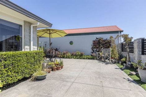 Photo of property in 10 Warwick Street, Feilding, 4702