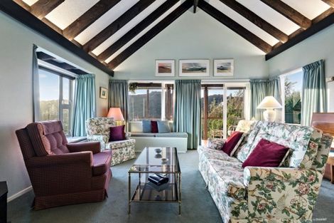 Photo of property in 7 Indira Place, Khandallah, Wellington, 6035