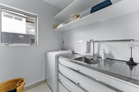 Photo of property in 1/29 Prospect Terrace, Milford, Auckland, 0620