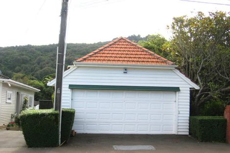 Photo of property in 14 Simla Crescent, Khandallah, Wellington, 6035