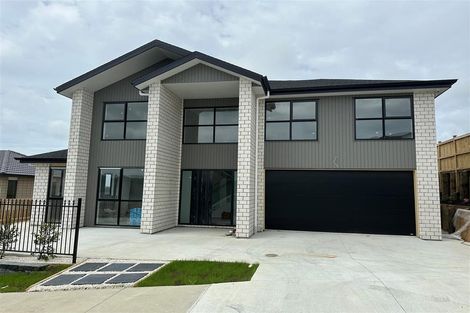 Photo of property in 13 Lumber Rise, Swanson, Auckland, 0614