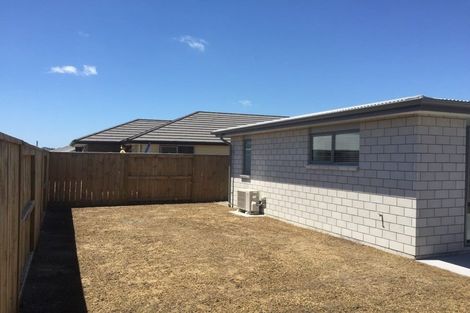 Photo of property in 18 Furlong Road, Papamoa, 3118