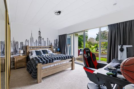 Photo of property in 172a Mangorei Road, Merrilands, New Plymouth, 4312