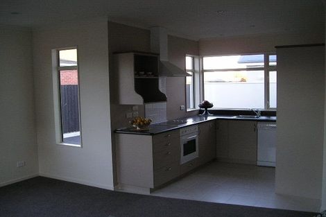 Photo of property in 2/383 Ilam Road, Bryndwr, Christchurch, 8053