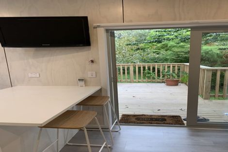 Photo of property in 16 Springtime Crescent, Stanmore Bay, Whangaparaoa, 0932