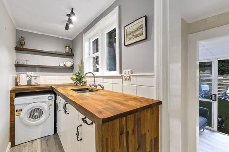 Photo of property in 139 Barnard Street, Wadestown, Wellington, 6012