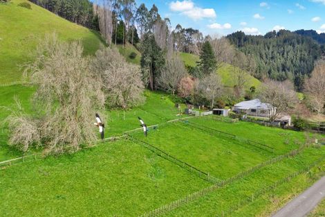 Photo of property in 1186 Tangahoe Valley Road, Ohangai, Hawera, 4674