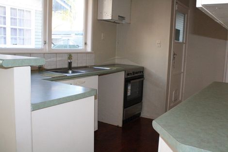 Photo of property in 119 Gills Road, Bucklands Beach, Auckland, 2014