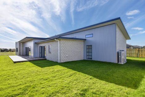 Photo of property in 25 Hudson Place, Paraparaumu, 5032