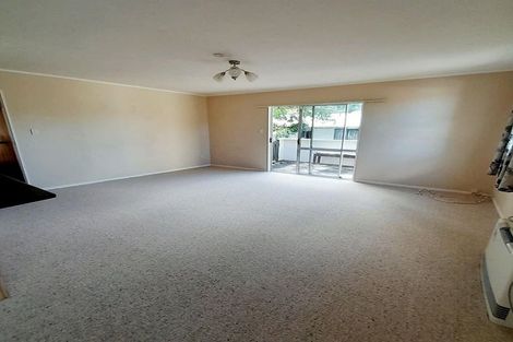 Photo of property in 25 Hartford Crescent, Totara Park, Upper Hutt, 5018