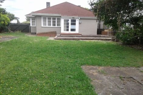 Photo of property in 475 Featherston Street, Palmerston North, 4414