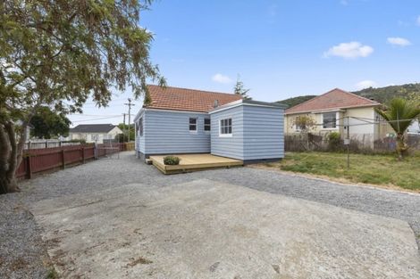 Photo of property in 111 Wilkie Crescent, Naenae, Lower Hutt, 5011