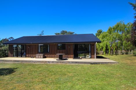 Photo of property in 28 Grove Avenue, Weston, Oamaru, 9401