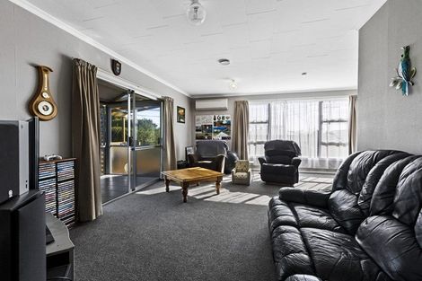 Photo of property in 18 Saxton Road, Upper Vogeltown, New Plymouth, 4310