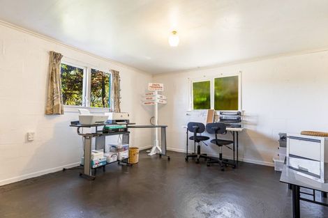 Photo of property in 21 Salem Place, Torbay, Auckland, 0630