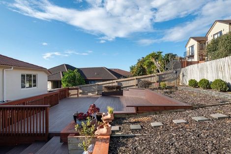 Photo of property in 6 Kittiwake Drive, Schnapper Rock, Auckland, 0632