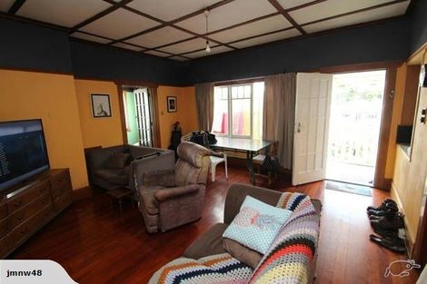 Photo of property in 8 Seaview Terrace, Bluff Hill, Napier, 4110