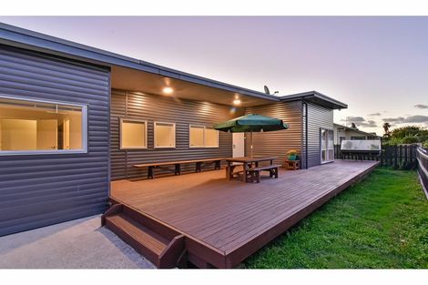 Photo of property in 18 Kaimoana Street, Weymouth, Auckland, 2103