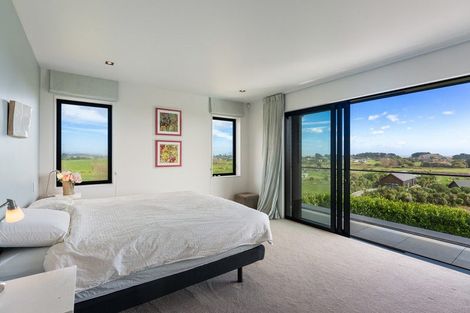 Photo of property in 80 Harakeke Road, Te Horo, Otaki, 5581