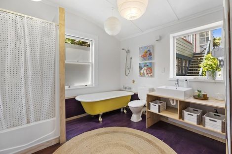 Photo of property in 13 Angus Avenue, Berhampore, Wellington, 6023