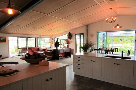 Photo of property in 6 Nikau Place, Edgecumbe, 3120