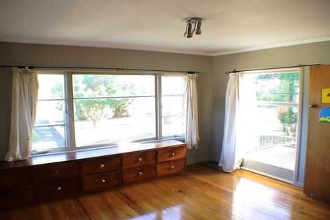 Photo of property in 41 Clevedon Road, Papakura, 2110