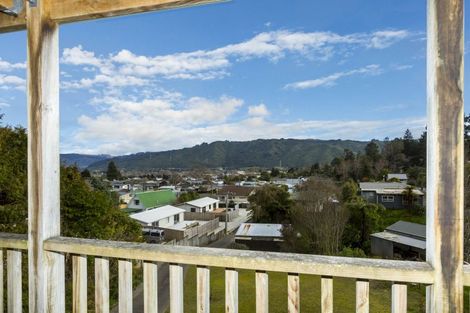 Photo of property in 20a Norana Road, Maoribank, Upper Hutt, 5018