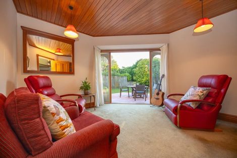 Photo of property in 96 Clifton Terrace, Fitzherbert, Palmerston North, 4410
