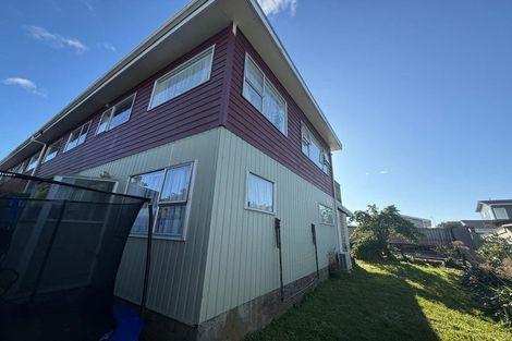 Photo of property in 7 Terrace Road, Titahi Bay, Porirua, 5022