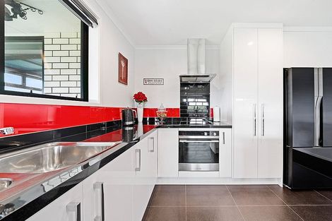 Photo of property in 11 Ulcoats Lane, Pokeno, 2402