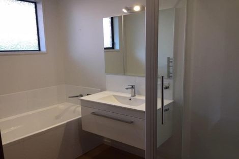 Photo of property in 2/137 Grahams Road, Burnside, Christchurch, 8053