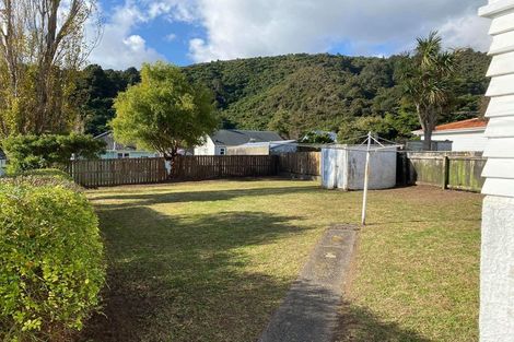 Photo of property in 70 Wilkie Crescent, Naenae, Lower Hutt, 5011