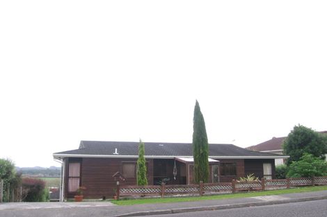 Photo of property in 118 Winara Avenue, Waikanae, 5036