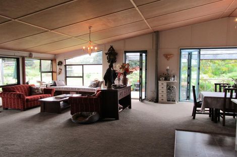 Photo of property in 6 Nikau Place, Edgecumbe, 3120