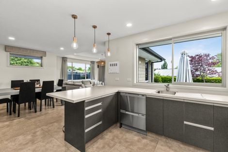 Photo of property in 17 Margaret Avenue, Havelock North, 4130