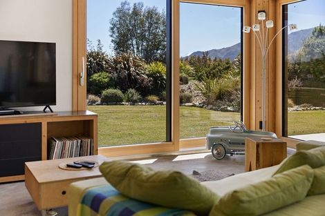 Photo of property in Kane Road, Hawea Flat, Lake Hawea, 9382