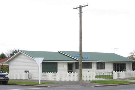 Photo of property in 30 Ajax Street, Milton, 9220