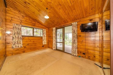 Photo of property in 72a Moon Ridge Road, Moonshine Valley, Porirua, 5381