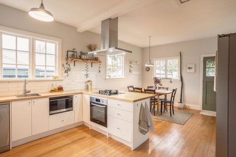 Photo of property in 58 Opawa Road, Waltham, Christchurch, 8023