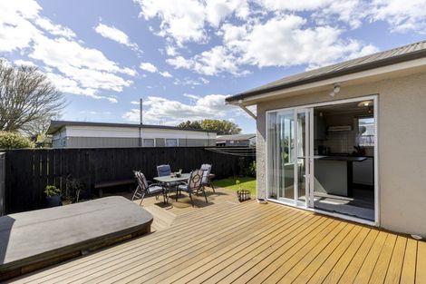 Photo of property in 317 Carrington Street, Vogeltown, New Plymouth, 4310