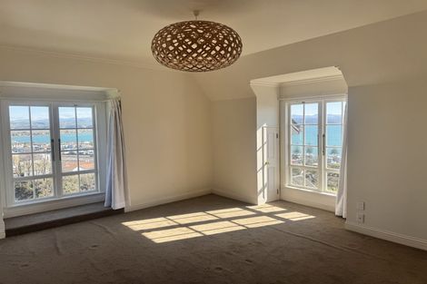 Photo of property in 14 Roslyn Road, Bluff Hill, Napier, 4110